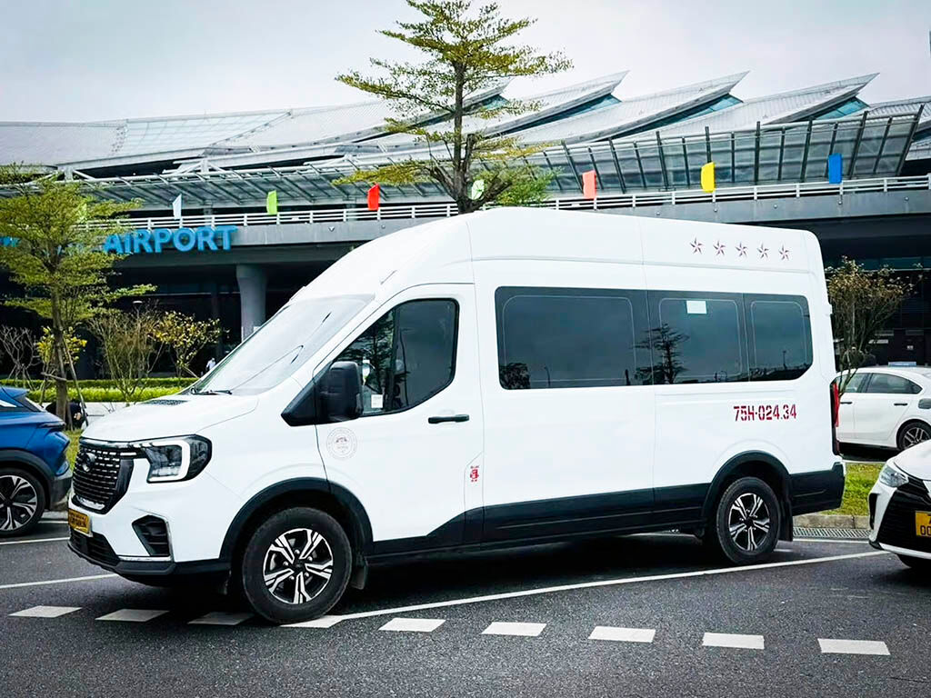 Learn Hue’s heritage with expert insights